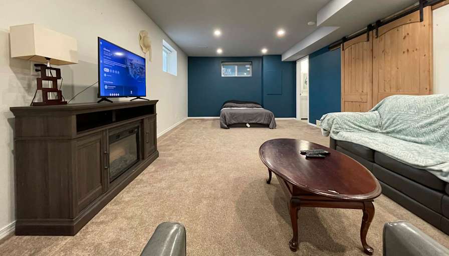 Courtney's room