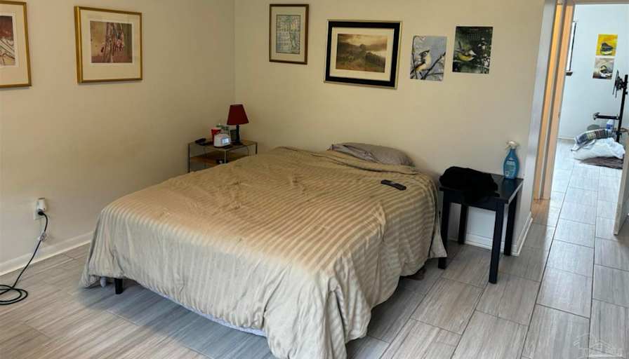 Scott's room