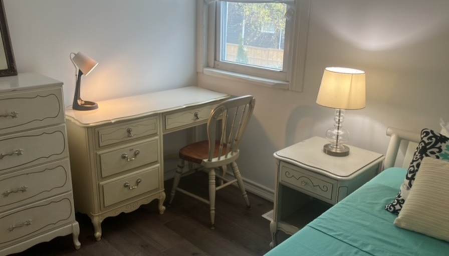 Andrea's room