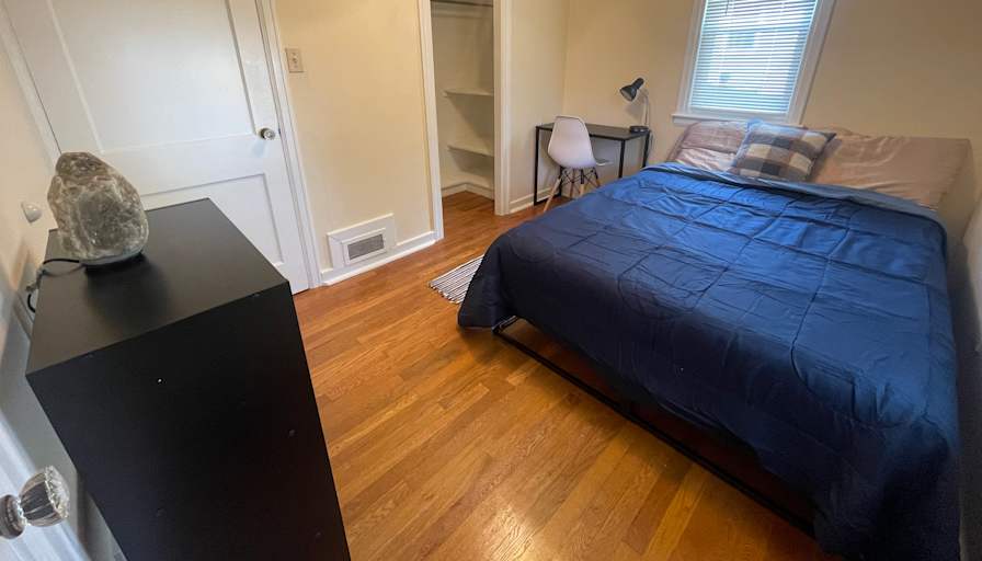 Lotus Consulting and Management LLC's room