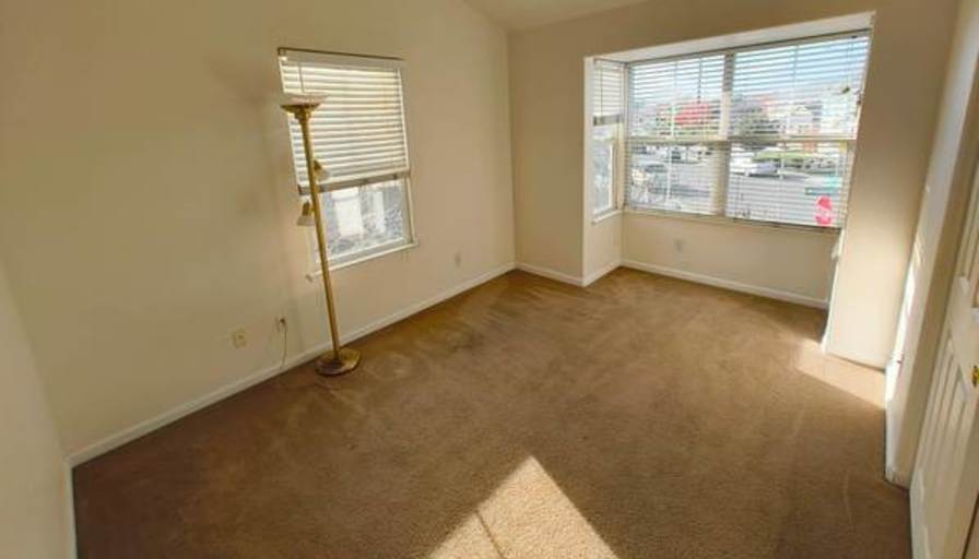 Neal vinograd's room