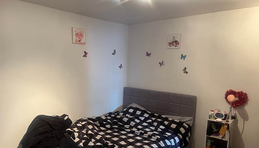 Sara's room