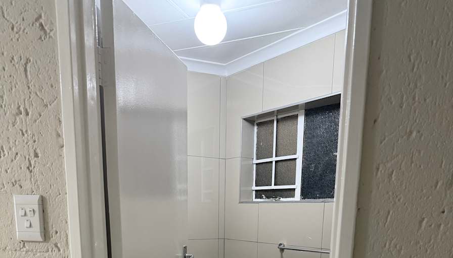 Khasani Properties's room