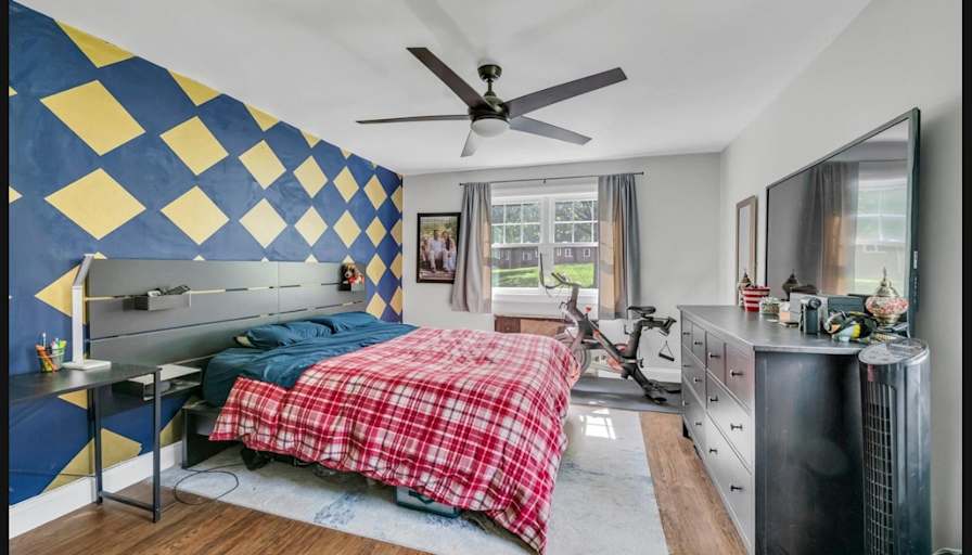 Xenia's room