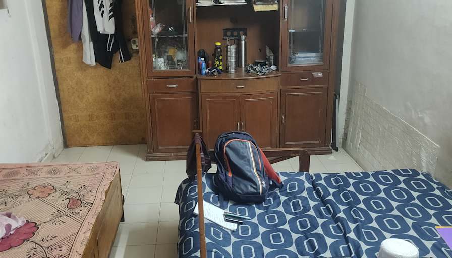 Umar Mohammadrafik Shaikh's room