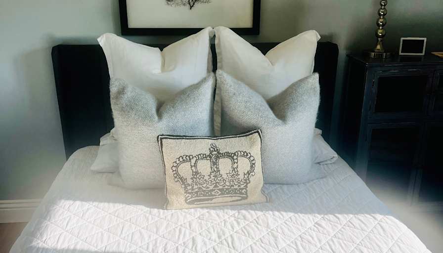 S's room