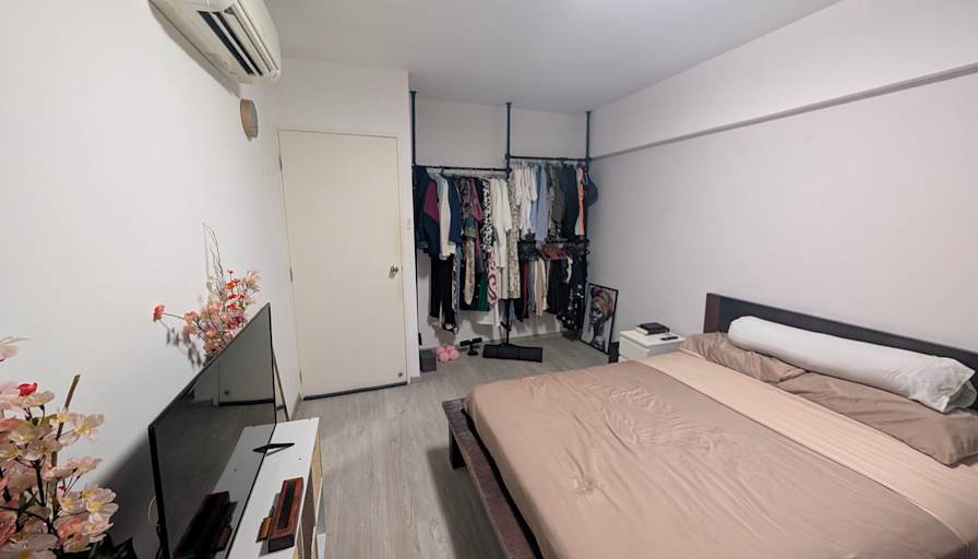Daby Keita's room