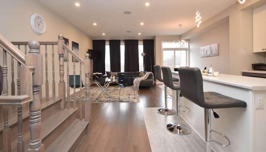 Rent In Ottawa Property Management Inc's room