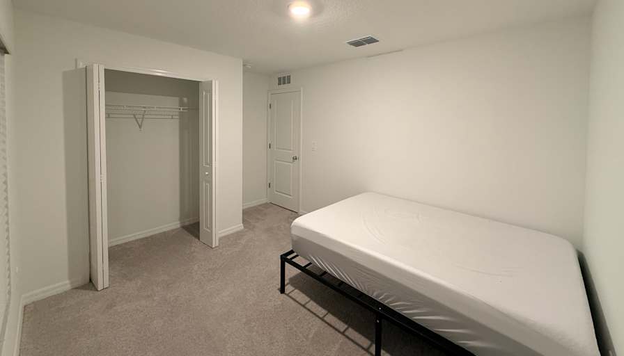 Guillermo Calle's room