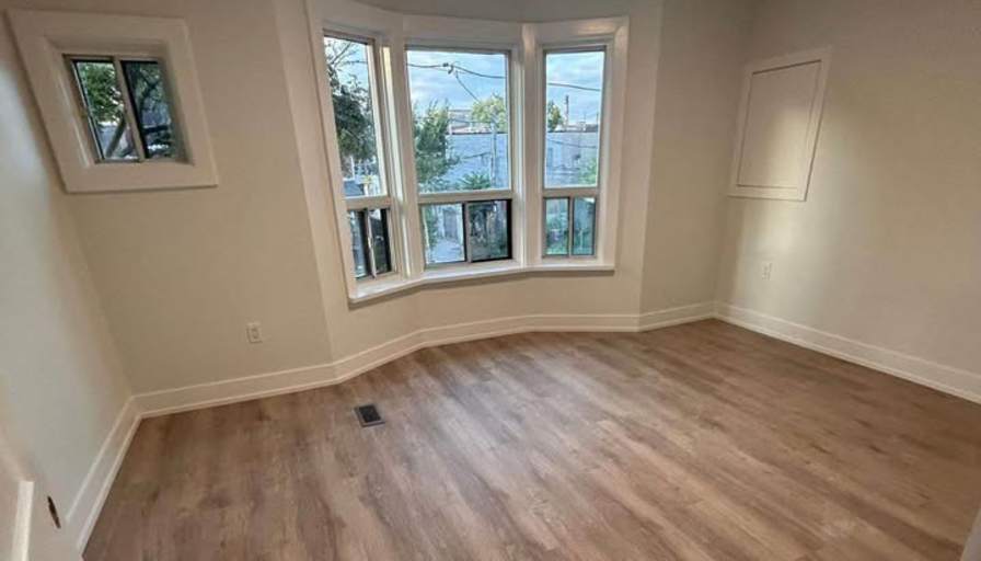 Sudarsanamurthy T P's room