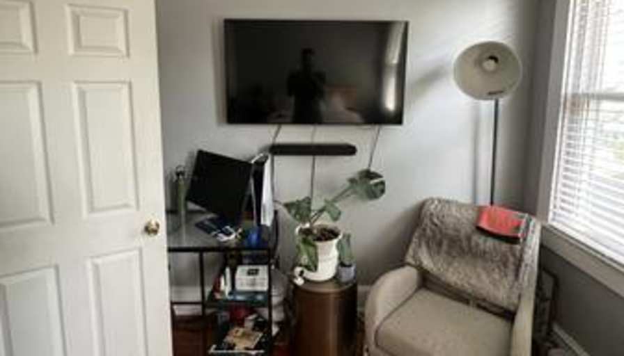 Alicia's room