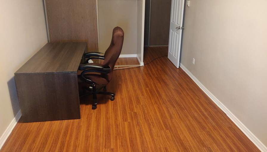 Thomas's room