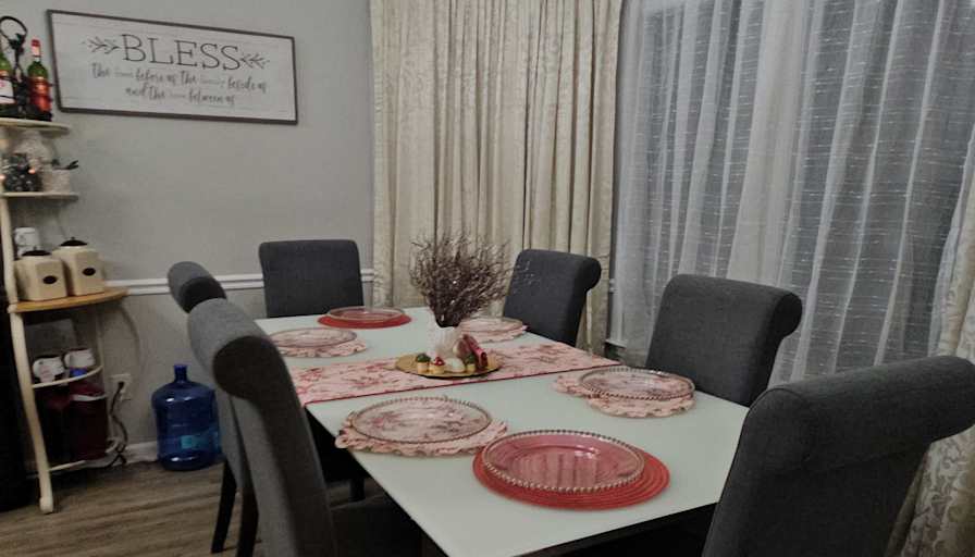 Lovella's room