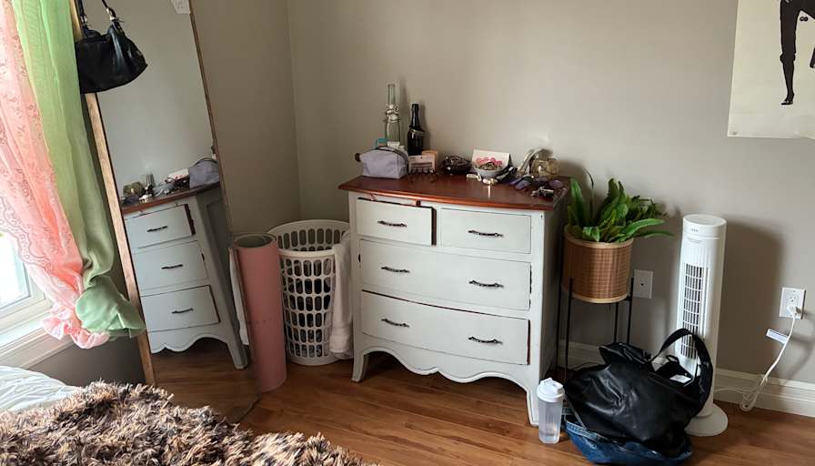 Ivy's room
