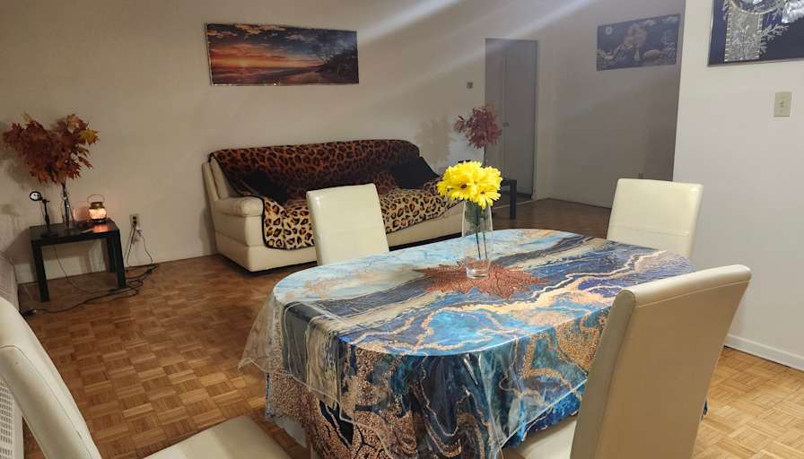 Linda's room