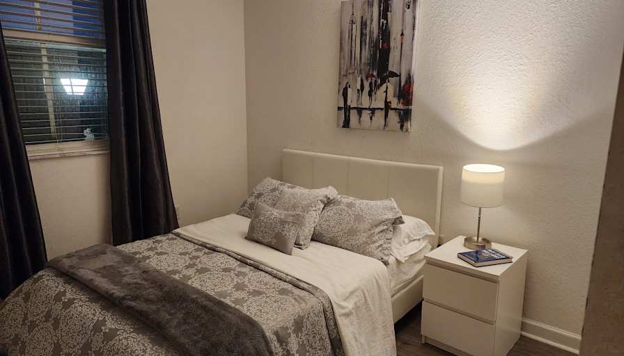 Diana's room