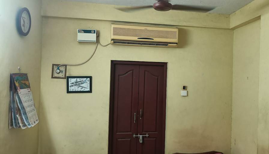 Shajith F's room