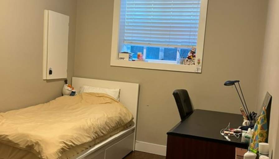 Jeanne's room