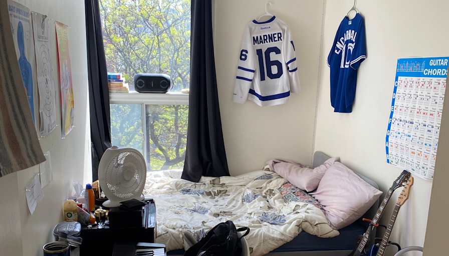 Winston's room