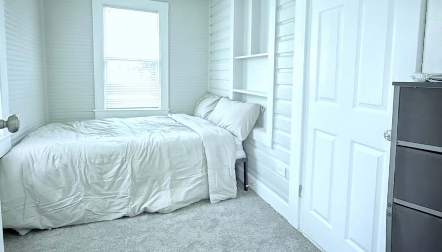 Victoria's room