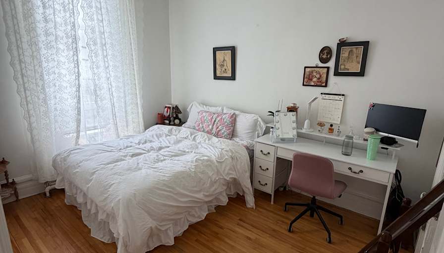 Samantha's room