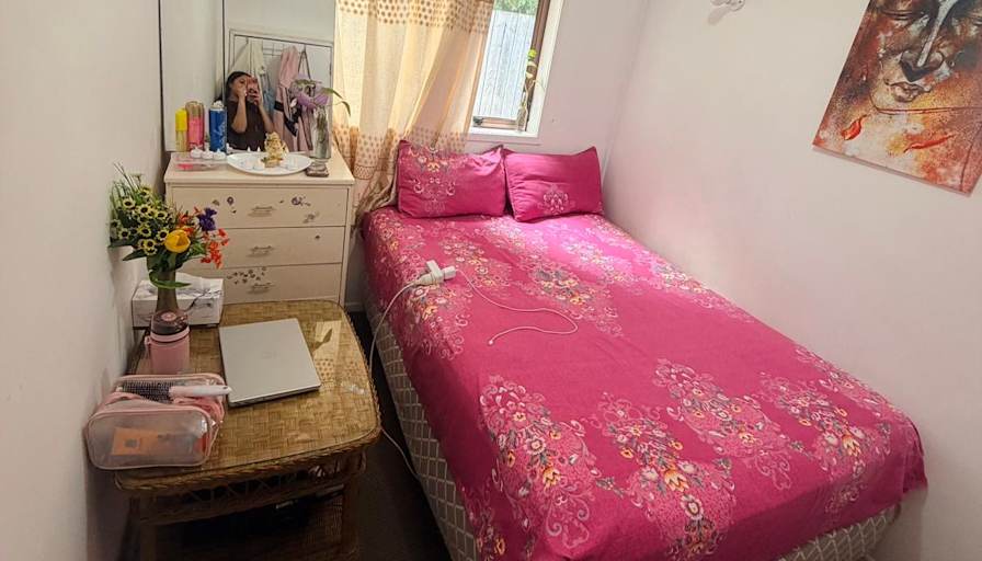 Ranju Jaiswal's room