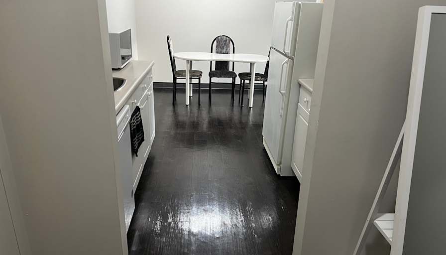 Omosalewa's room