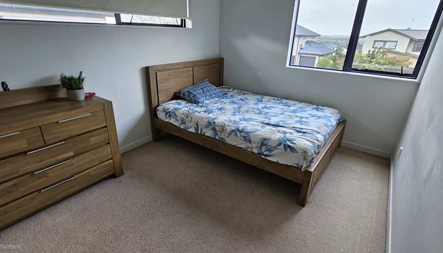 Navjot's room