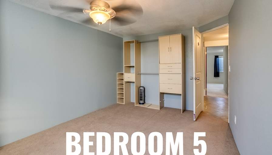 HomeCrew's room