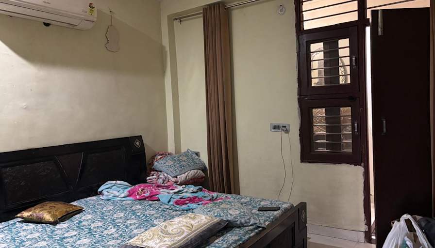 Aman Sharma's room