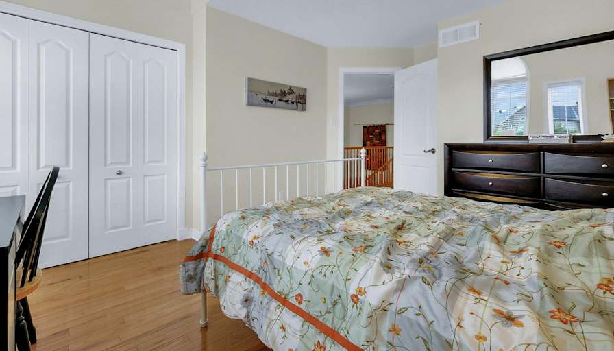 Rent In Ottawa Property Management Inc's room