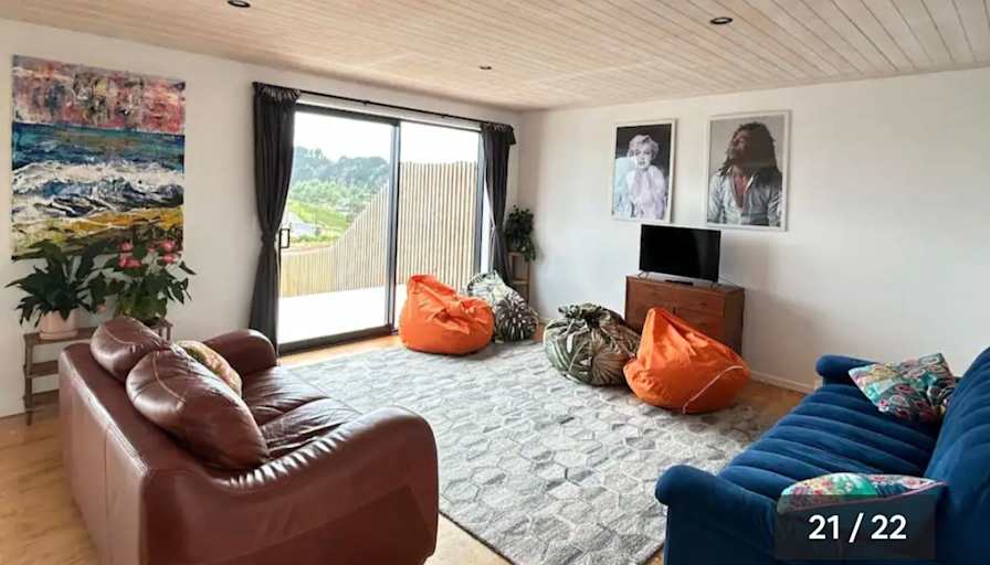 Levonne's room