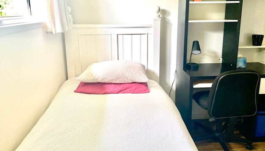 Burns Family's room