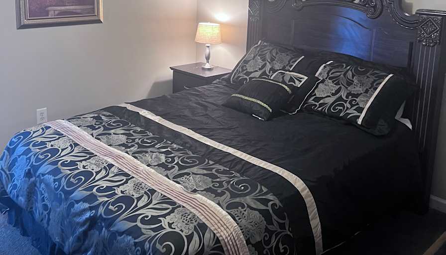 Tara's room