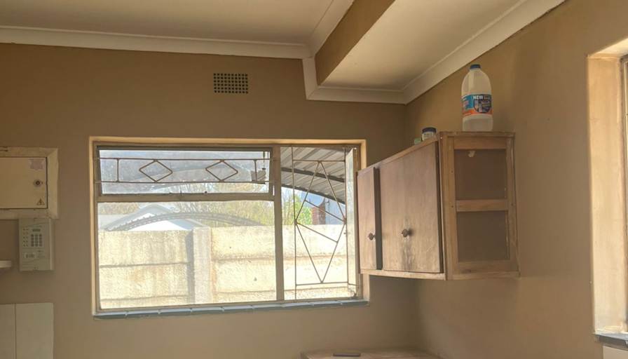 sisonke's room