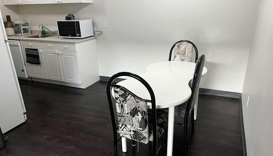 Omosalewa's room