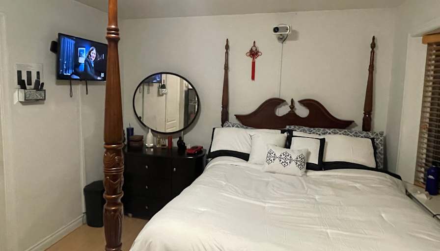 Lawrence's room