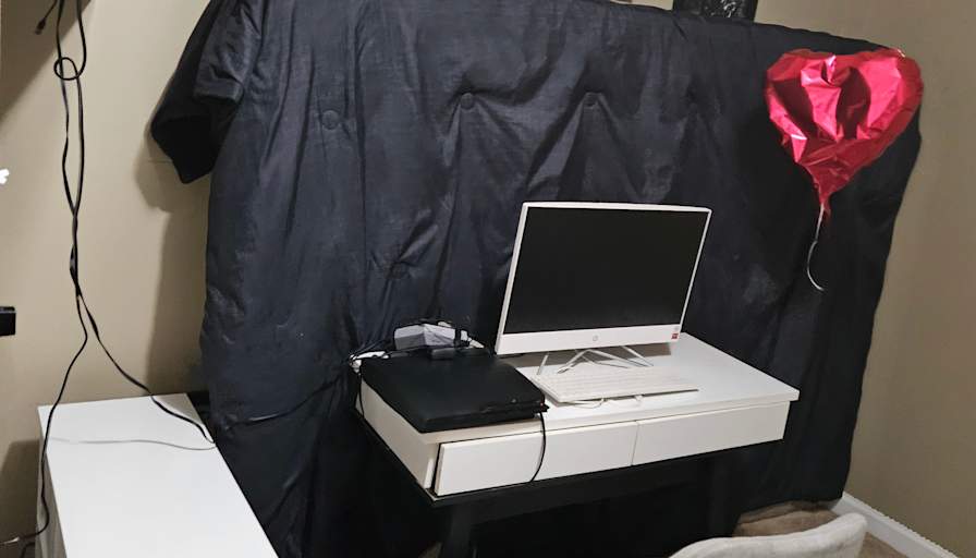 Latoya domeanell profit's room