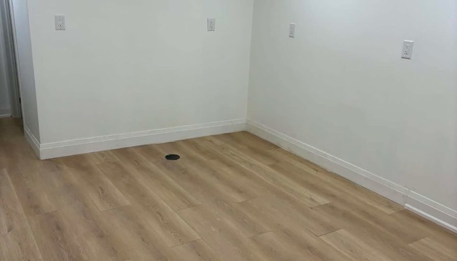 Saida's room