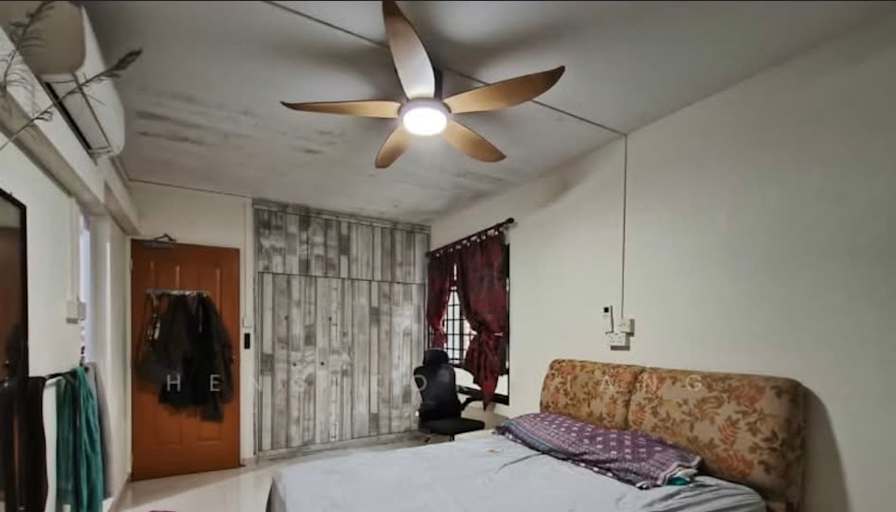 Vishakha's room