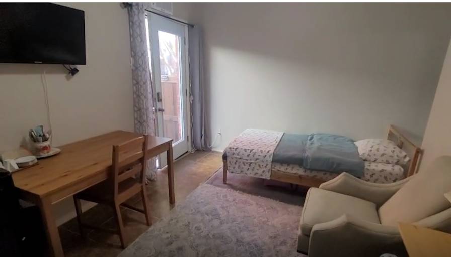 Erkan Polat's room