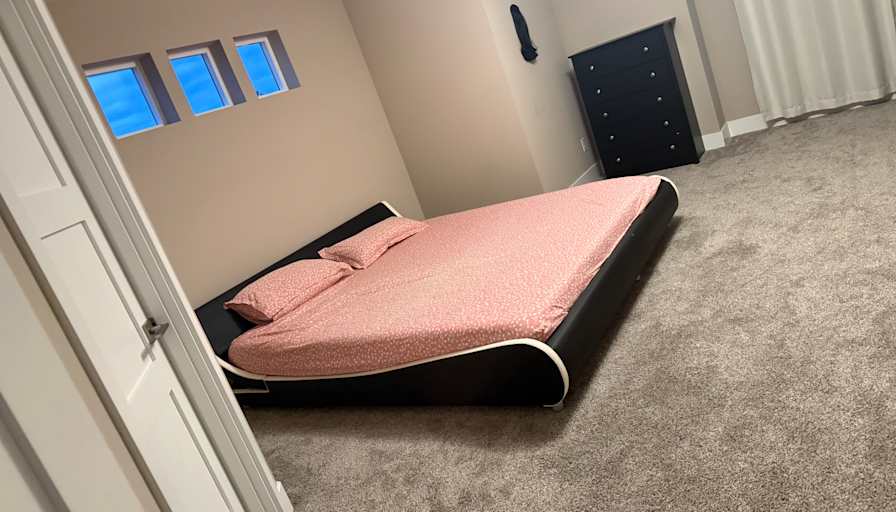Tara's room