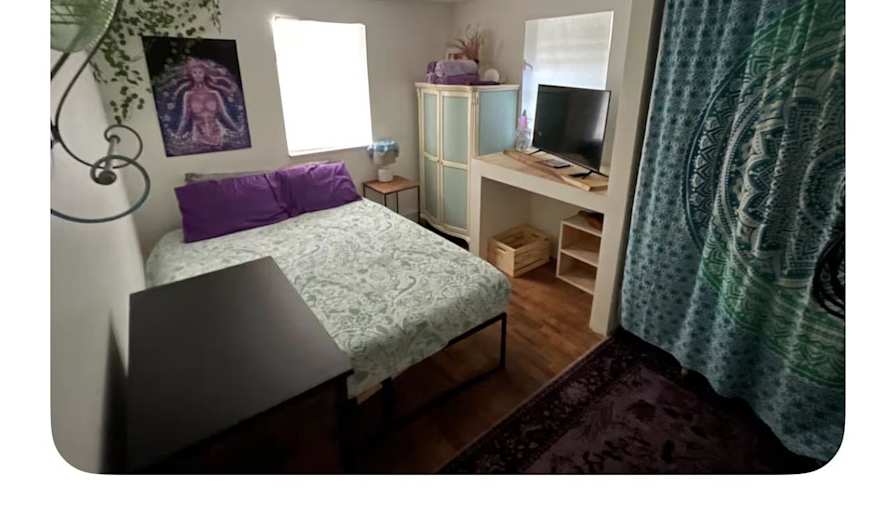 PadSplit's room