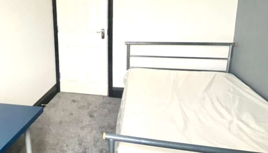 Upper Residence Property Ltd.'s room