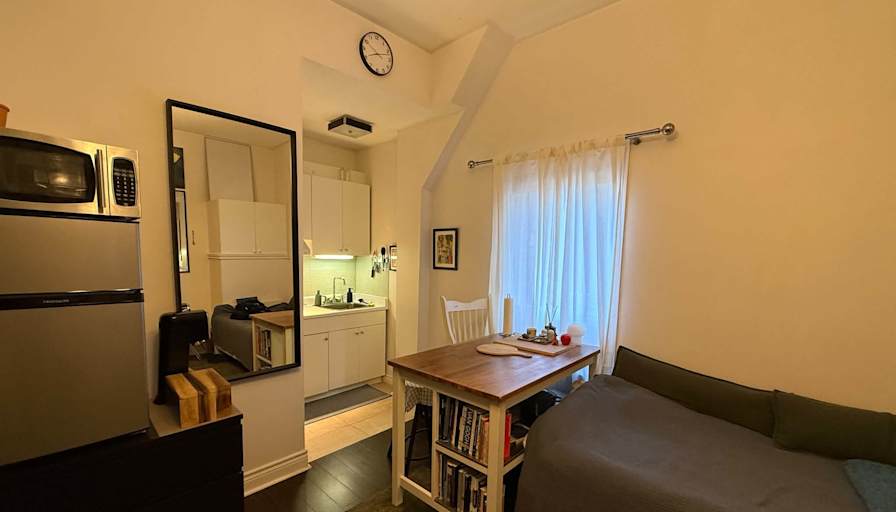 Wojtek Magdalena's room