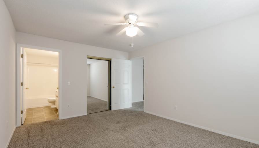 Zhisen's room