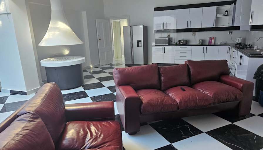 Ivor von Senger's room