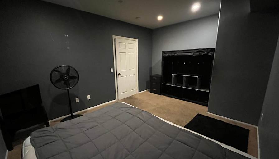 Warren's room