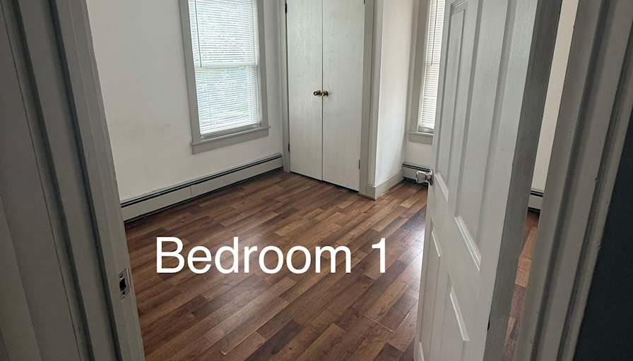 Xing's room