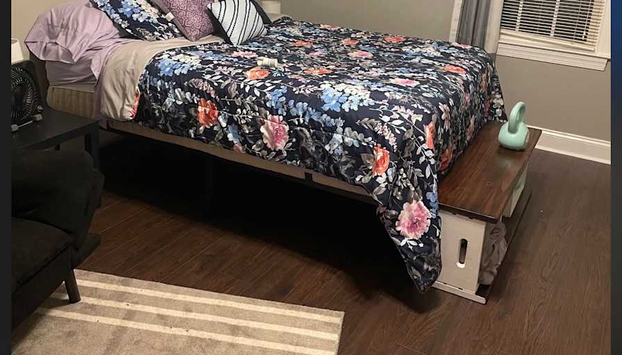 Christi's room